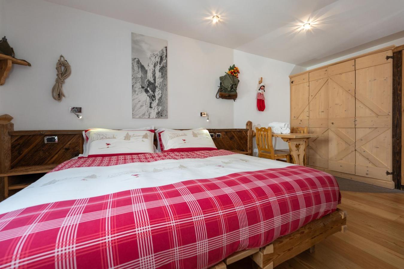 Hotel Garni Ladin Vigo di Fassa Exteriér fotografie