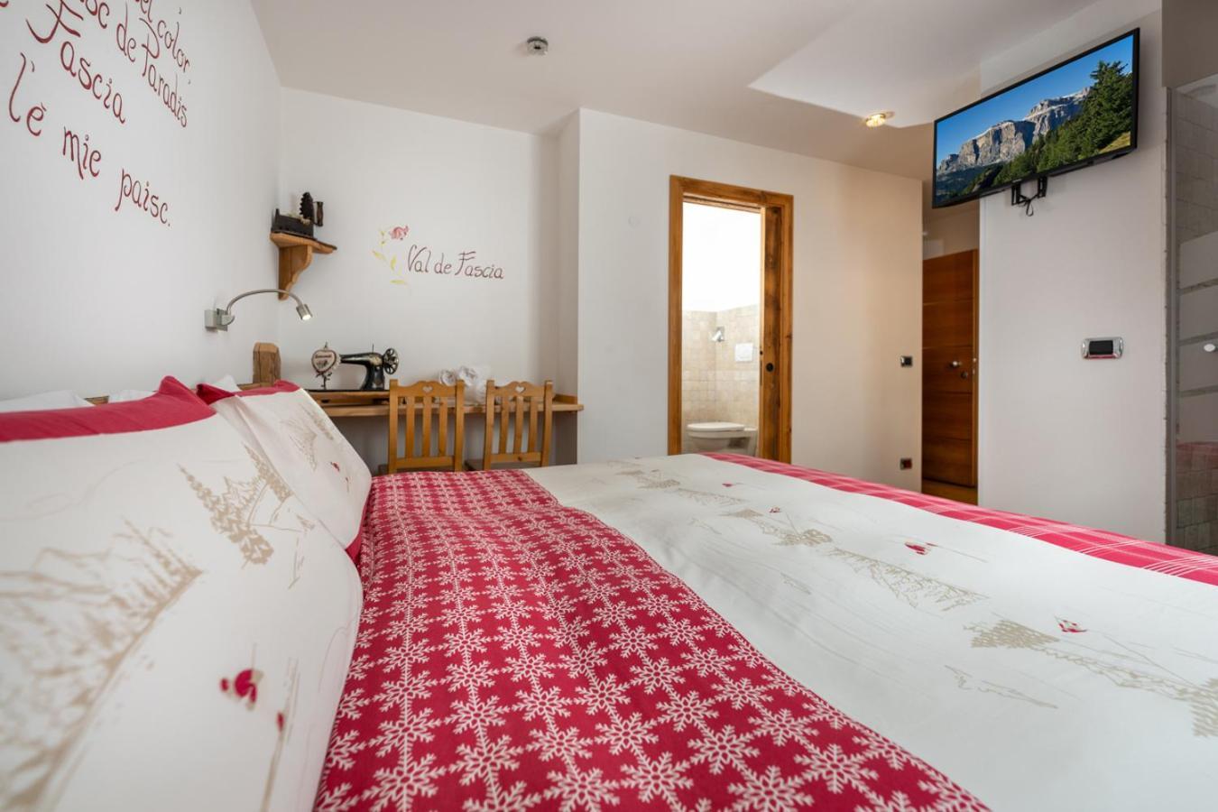 Hotel Garni Ladin Vigo di Fassa Exteriér fotografie