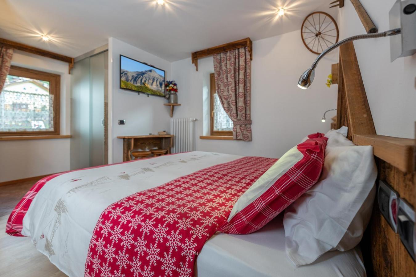 Hotel Garni Ladin Vigo di Fassa Exteriér fotografie